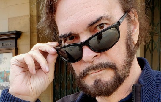 Episode 2001-10-02 w/Paul Norman